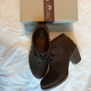Clarks brown leather booties